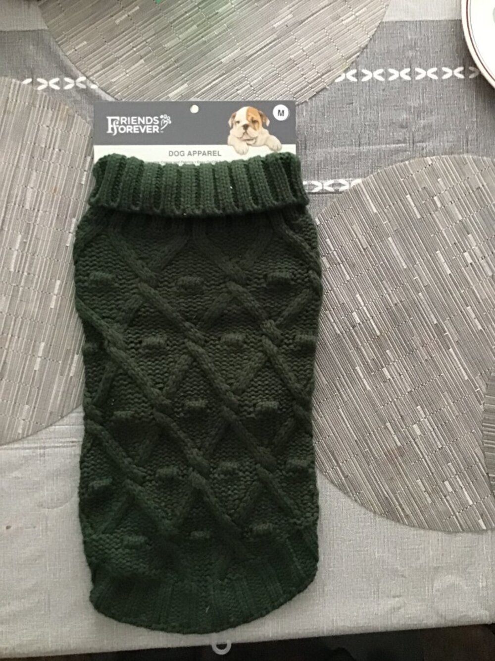 New Dog's Cable Sweater, Pine Green in Size Medium; Friends Forever Brand